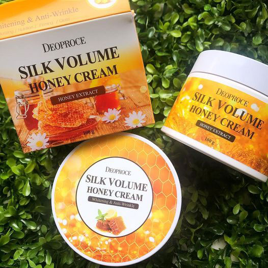 کرم روشن کننده و ضد چروک حاوی عسل برند دئوپروس